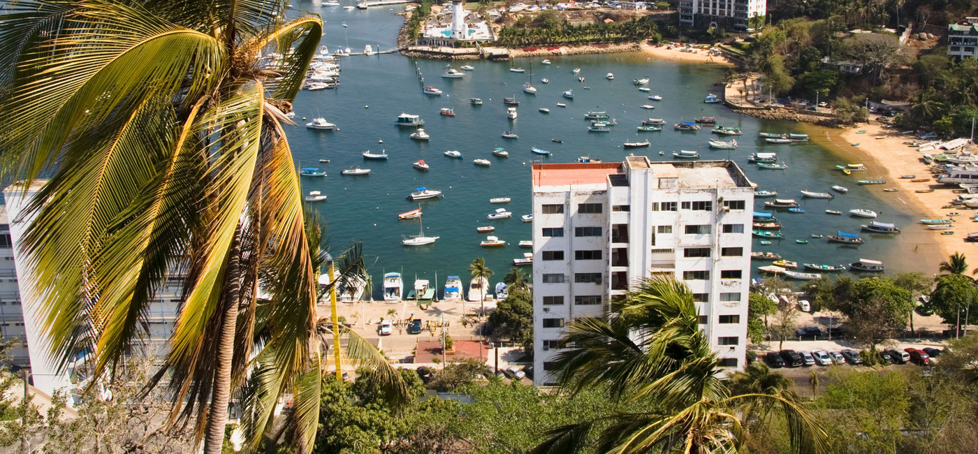 Image: Acapulco, Mexico (photo via Alysta/iStock/Getty Images Plus)