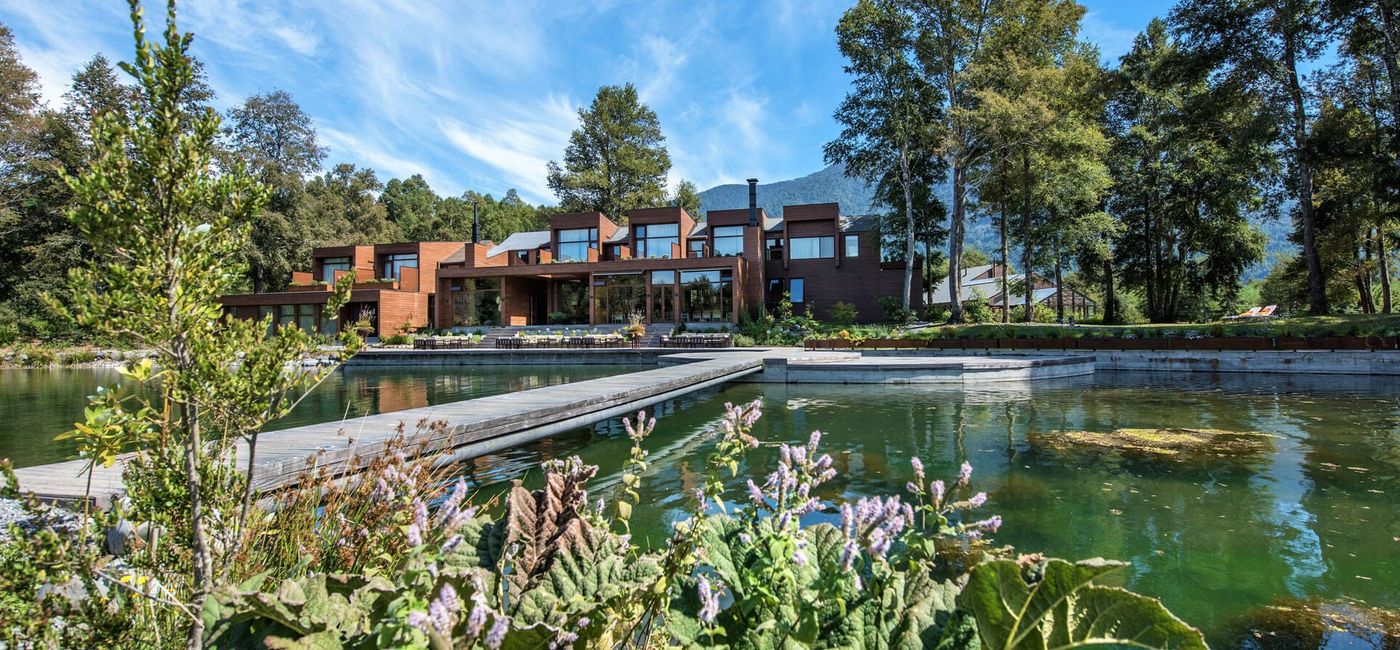 Image: andBeyond Vira Vira Lodge overlooking the lagoon. (Photo Credit: andBeyond)