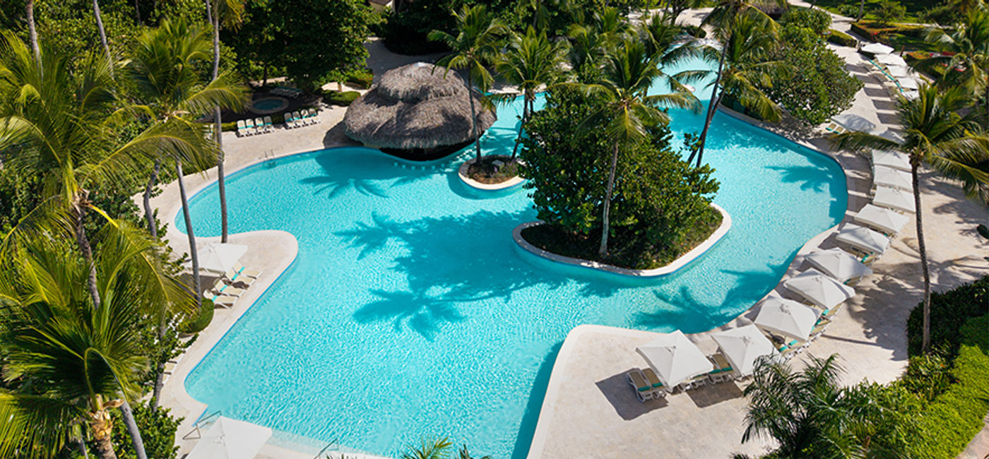 Image: Impressive Resorts pool in Punta Cana (Photo Credit: Impressive Resorts)