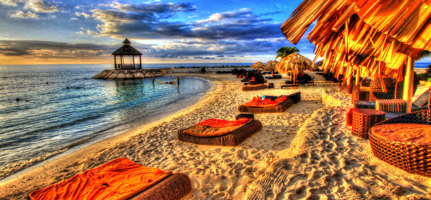 Image: this photo was taken at a vacation resort in Montego Bay , Jamaica. (photo via Isabel_HP / iStock / Getty Images Plus)