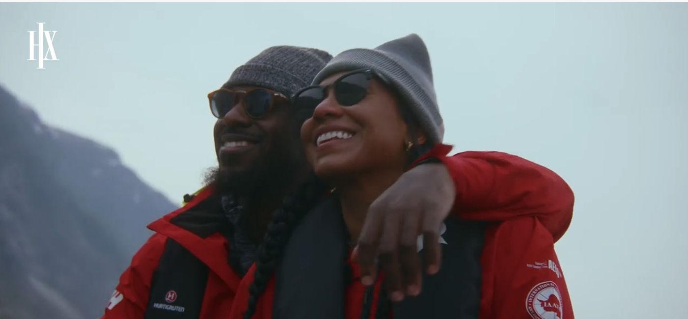 Photo: (Courtesy of HX)