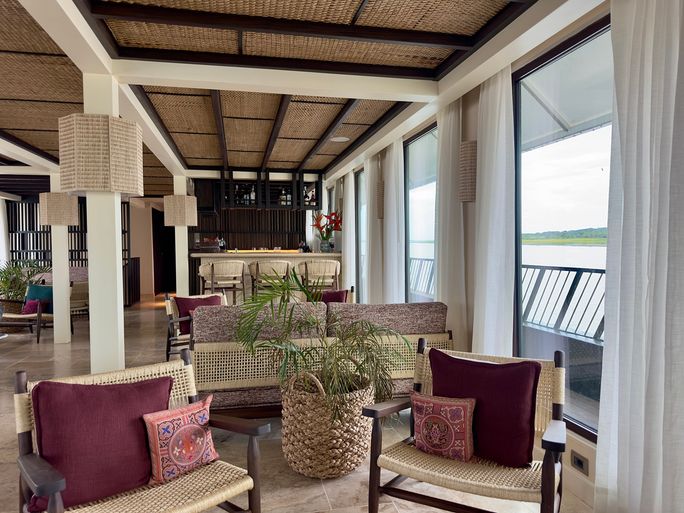 Pure Amazon ship interior.