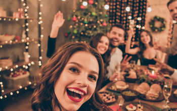 holiday travel, holidays, thanksgiving, friendsgiving, christmas, gatherings, winter travel, friends travel, gen z, millennials