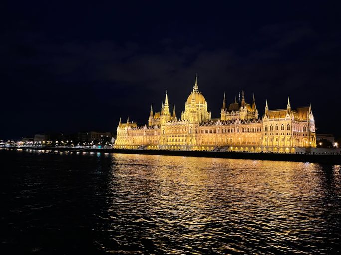 Travelers can enjoy visiting destinations like Budapest, Hungary, with Riviera Travel Travelers can enjoy visiting destinations like Budapest, Hungary, with Riviera Travel